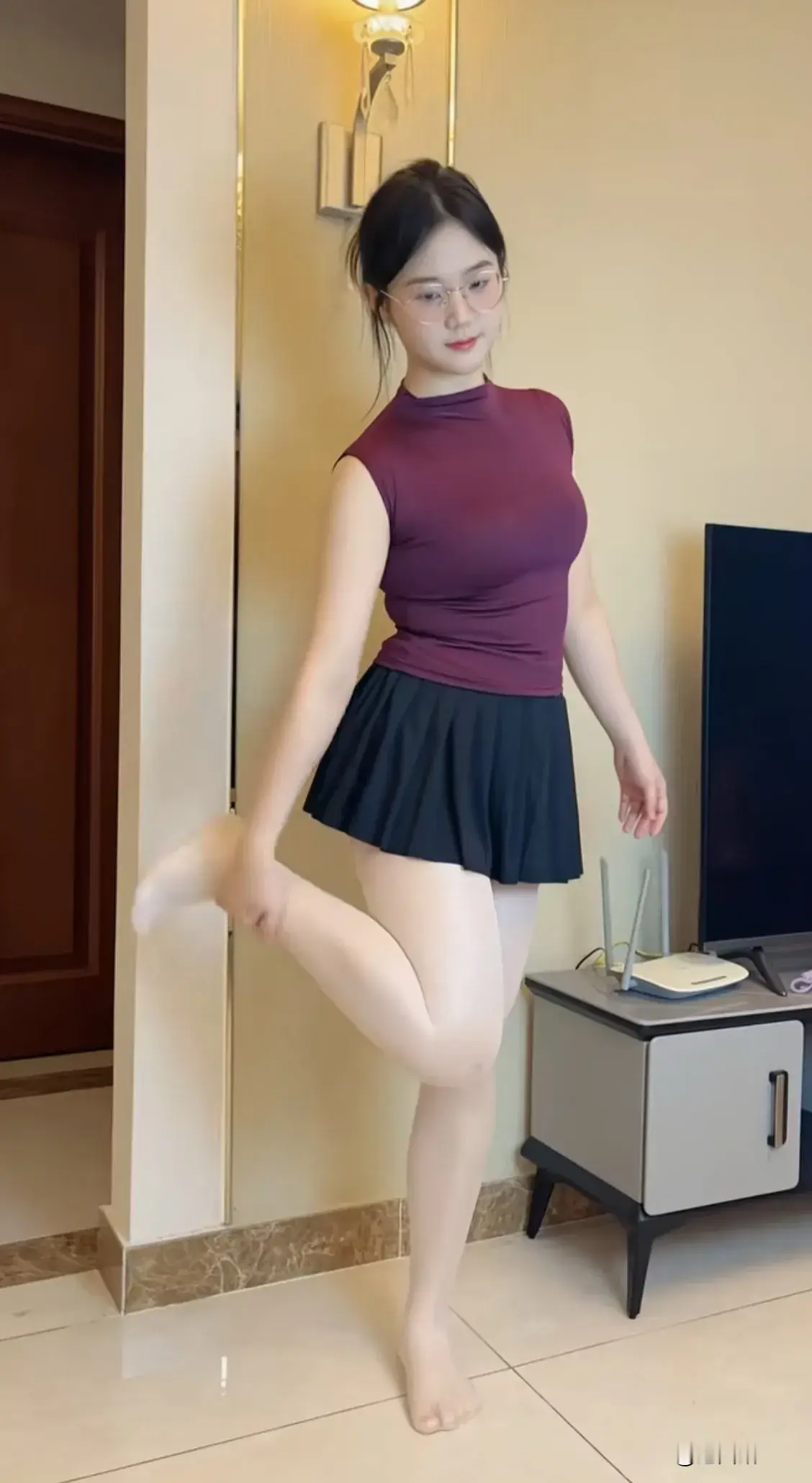 眼镜妹大家喜欢吗[小鼓掌][小鼓掌][小鼓掌]