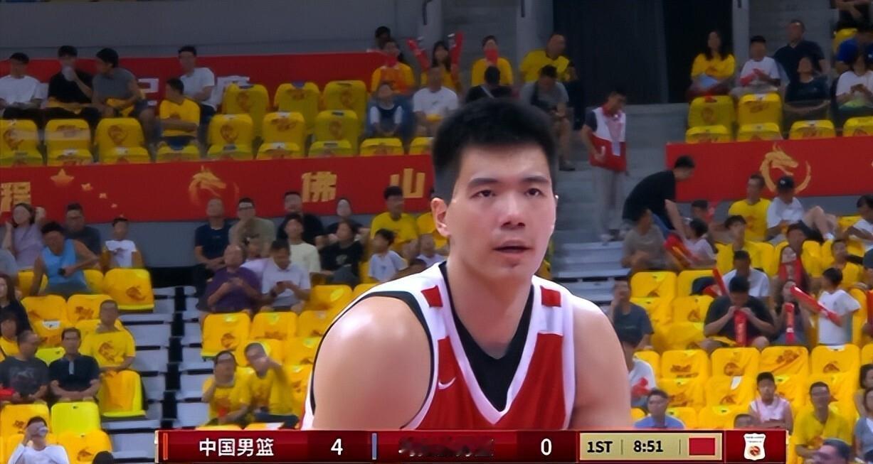 8月15日晚，中国男篮热身赛，72比91不敌乌拉圭队。 ​