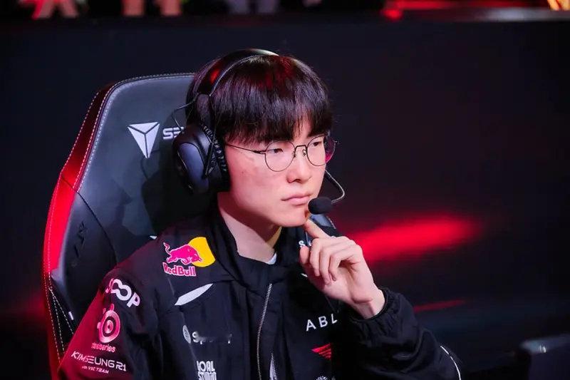 22年说faker舆论不好我能理解，都2026年了还在说faker舆论不好，faker舆论环境不好，到底不好在哪？

#LCK名古屋亚运会公示照##Faker名古屋亚运会公式照##亚运会电竞选手公式照# ​