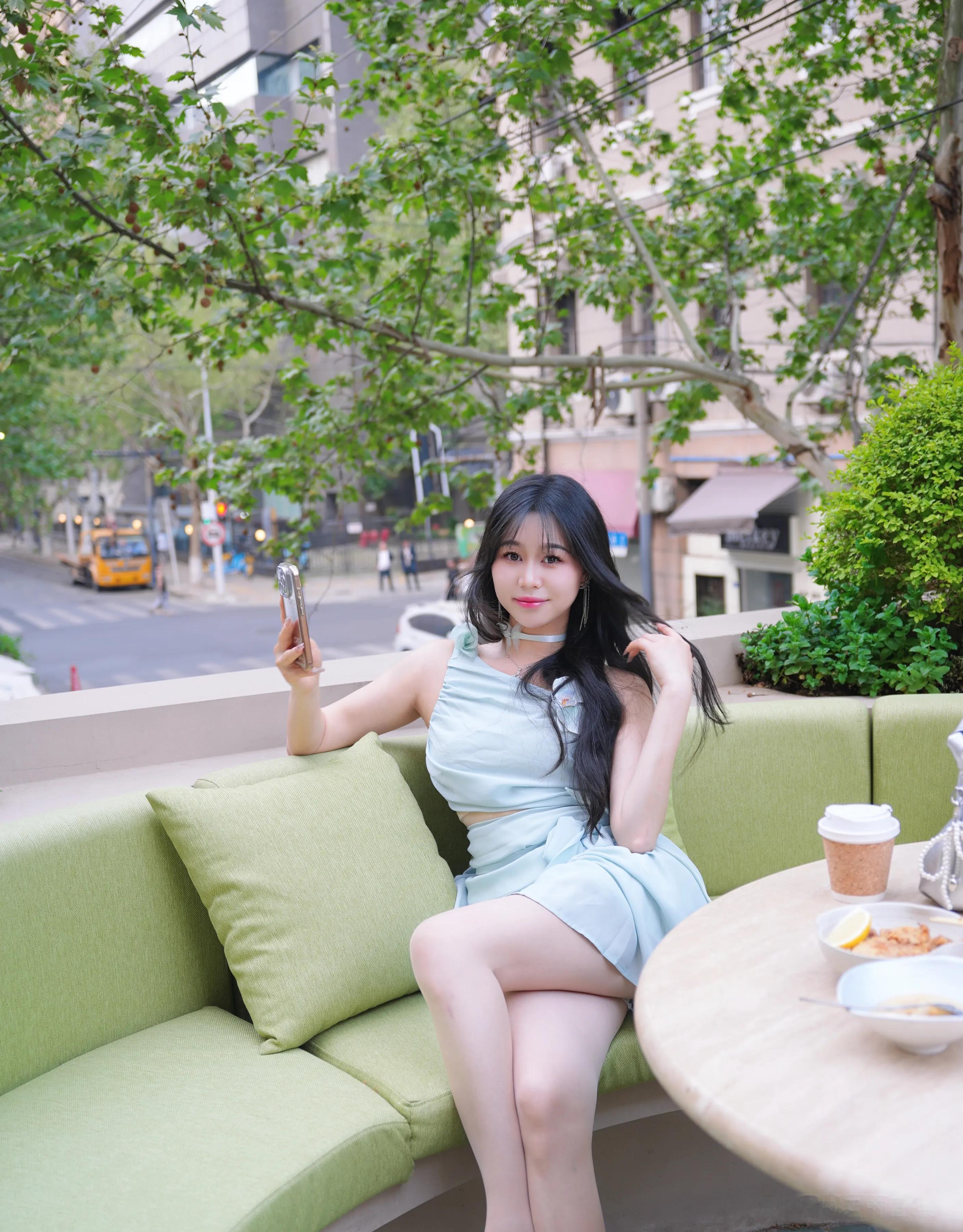 气质美女穿搭分享！