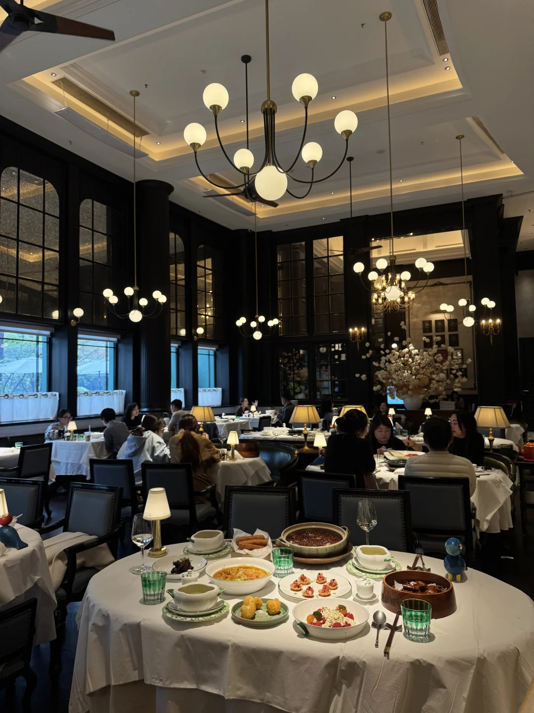 杭州万象城！！会带每一任对象来…