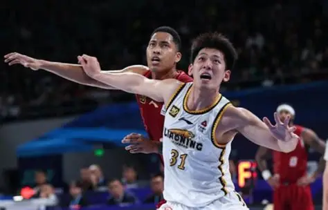 季后赛附加赛即将开战，辽宁将士们认真备战，耐心比赛，打出风范，辽宁球...