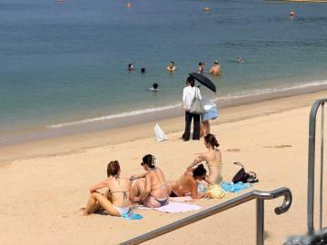 俺又来乱步香港了<br />在抢包山的日子来到了长洲岛<br />又回...