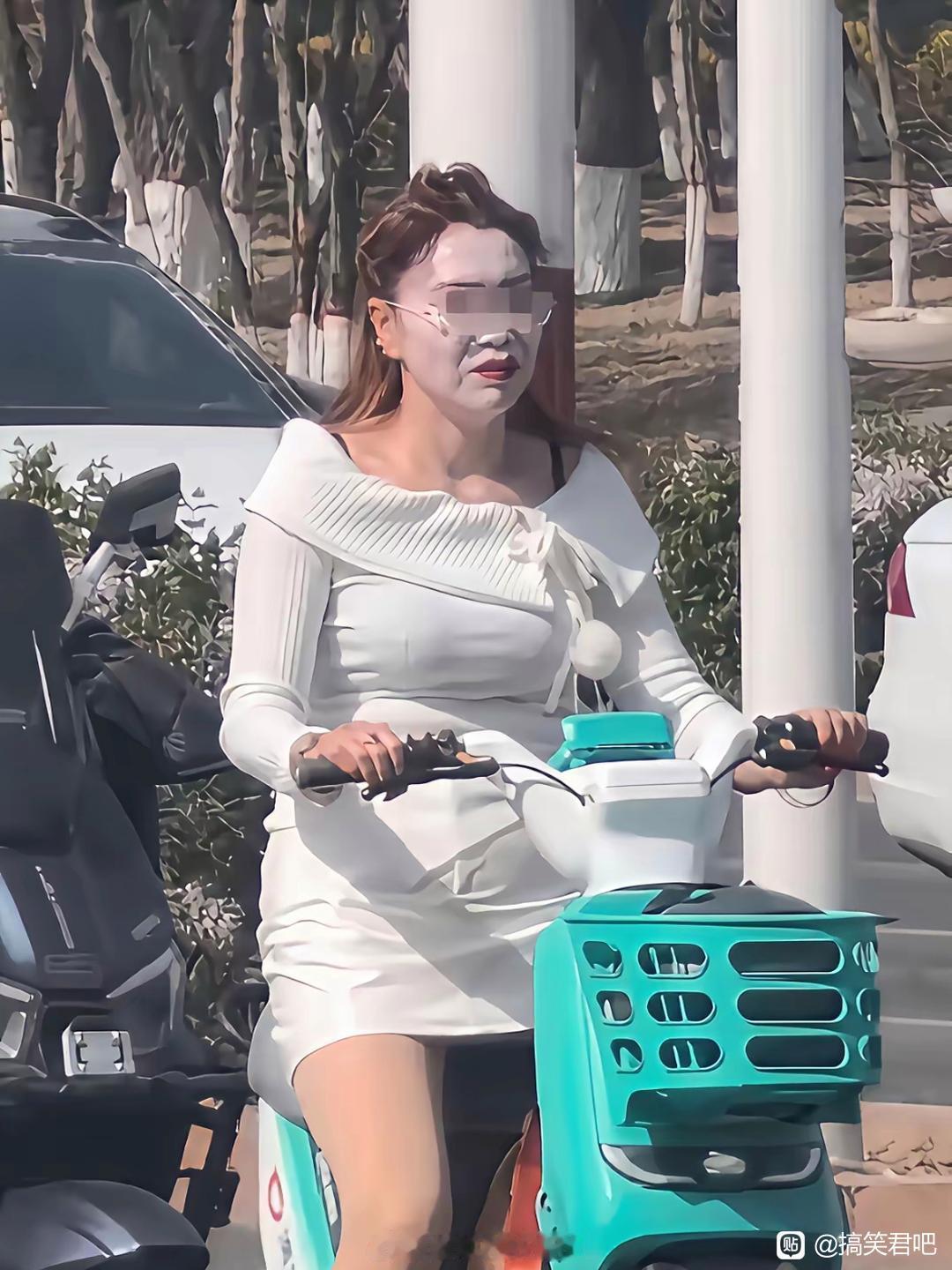 上个街给我吓一跳！大姐，这腻子肯定是正品！就是没人告诉你有点吓人嘛[允...