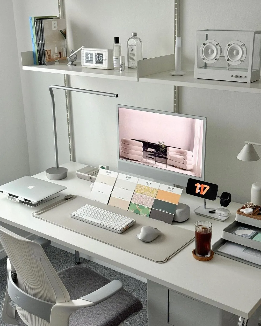 这是我脑海里幻想过无数次的桌面