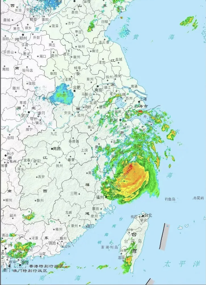 诗（天灾）
​
​作者/凤非
​狂暴台风去又来
​你方唱罢我登台
​苍天不问人间