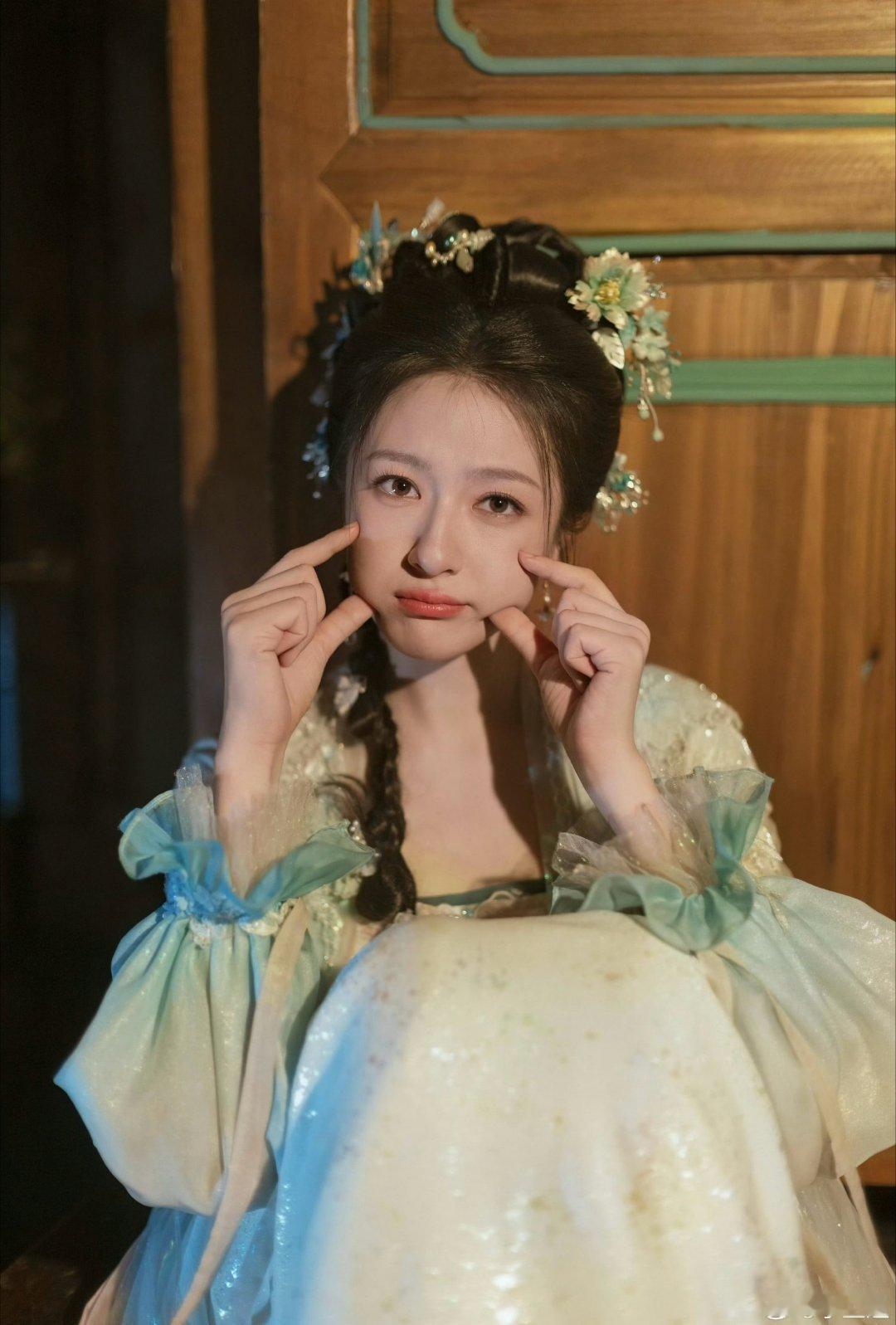 #李兰迪[超话]# 中秋快乐 ​