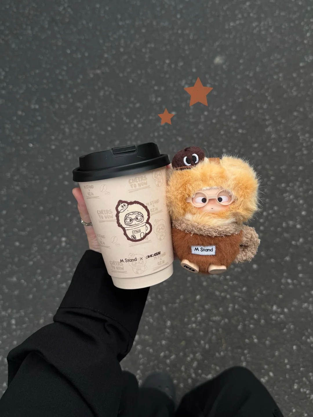 Plog ./  M Stand+哦崽☕被治愈的一天