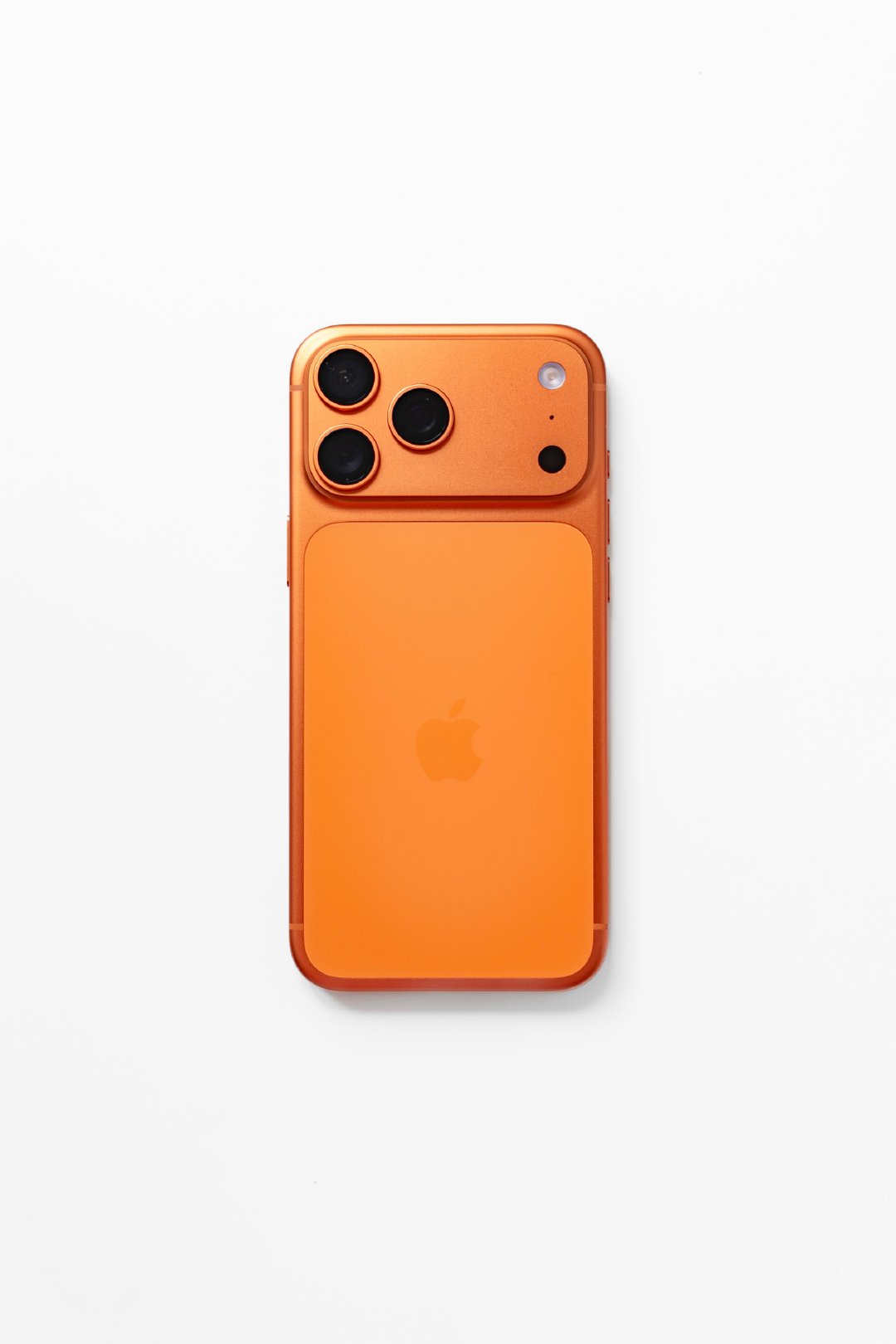 【豆花数码】
iPhone 17 Pro Max 国行双卡
全新资源机（激活过保）
单机（无配件）
- 256G：银／橙 8350
- 512G：银／橙 9050
- 1T：银／橙 10499 ​​​