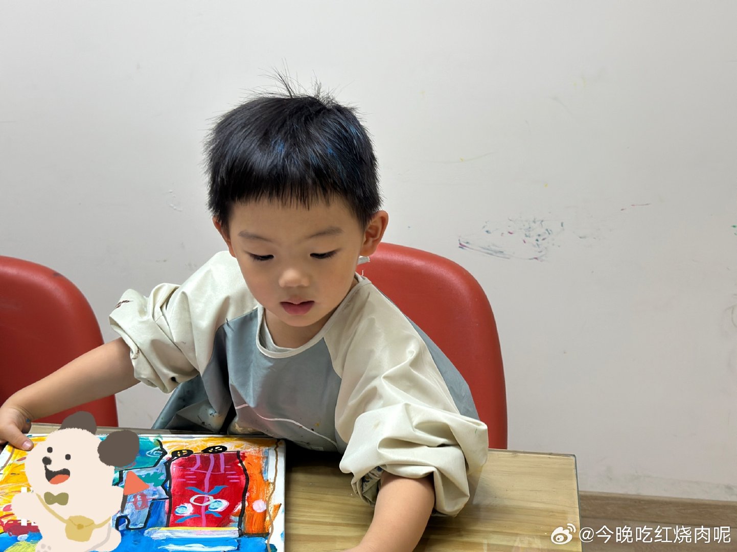 詹姆斯·里兹，理解“把建筑拟人化”的创意想法，自由设计造型奇特的房子，给房子设计专属表情，赋予性格。
蛋糕汽车房，大嘴巴房间，恐龙房[爱慕] ​