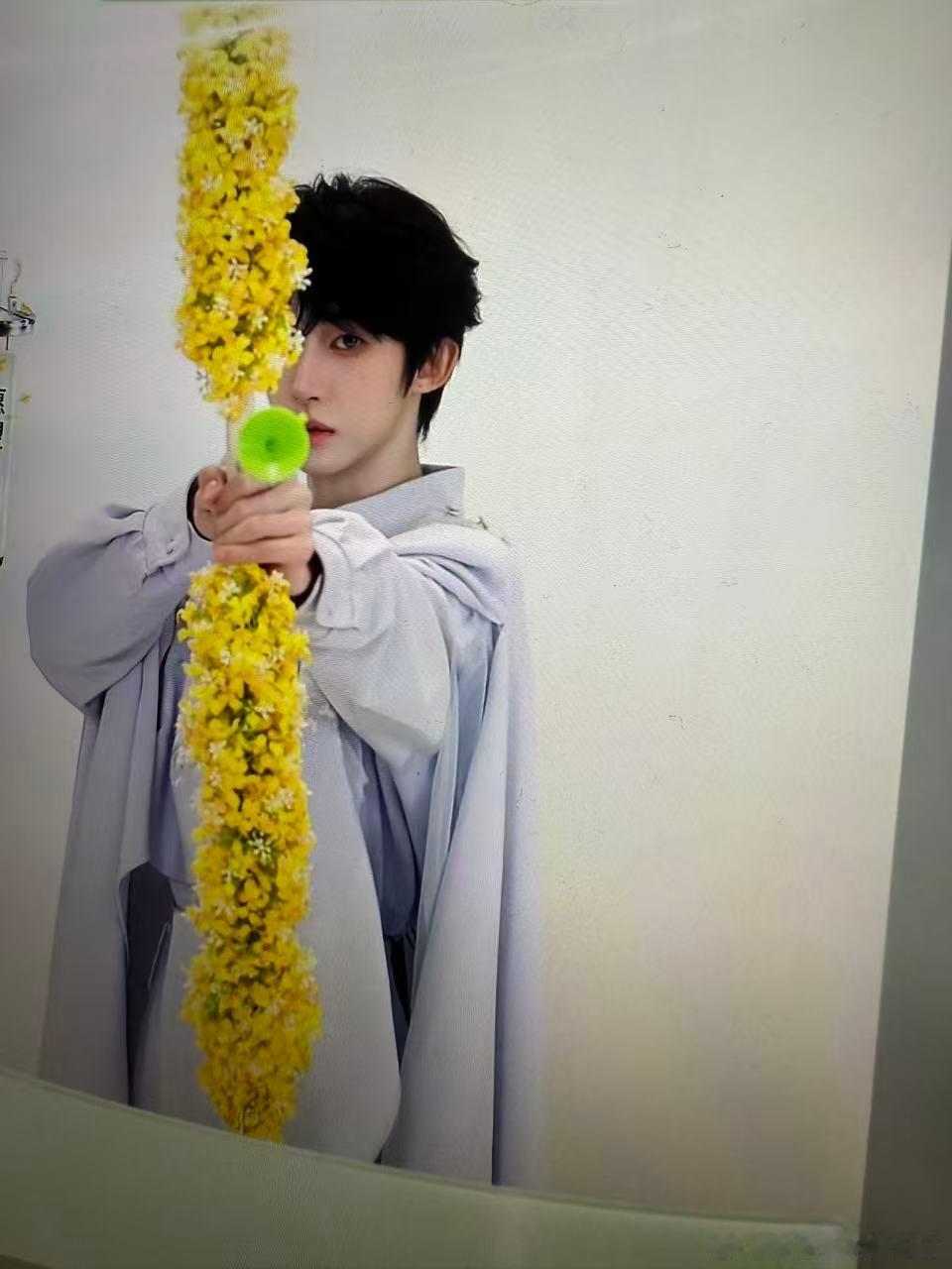 #刘宇国风美少年# ly#刘宇全能艺人# 

看着对你铺天盖地的谩骂 我发誓无论以后多坎坷我都会在

​