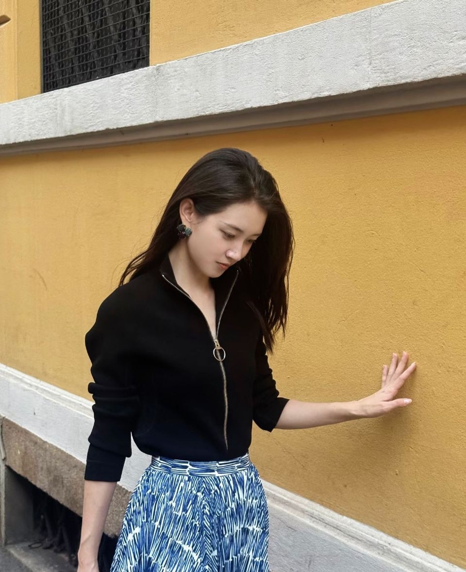 你觉得叶非夜对郭宇欣的指责合理吗为什么不合理？叶非夜目前对郭宇欣的指责每一条她都能拿出相应的依据，又不是胡编乱造。反而郭宇欣面对叶非夜的指责反而有点哑口无言的感觉。网友也没必要“三观跟着五官走”觉得郭宇欣漂亮就选择相信她，小编只愿意相信双方呈现出来的论据，不是看谁的颜值高，就选择相信谁。而针对目