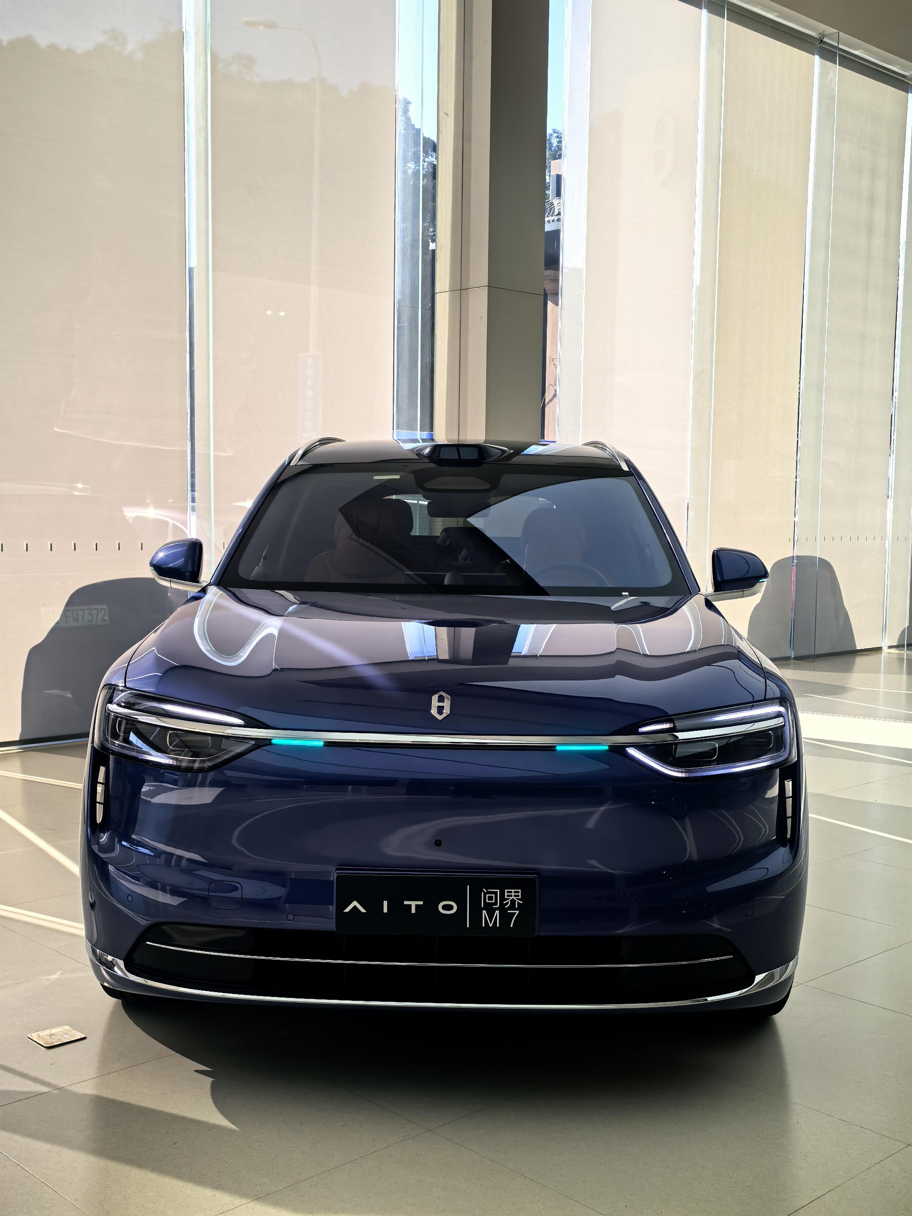 作为一名深耕莆田本地的老司机，日常带客户试驾问界M7的智能驾驶系统，几...