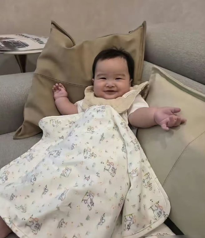 汪小菲分享汪宝动态，这宝宝又可爱了呀！
​马筱梅妈妈真的很好，她对三个孩子都很疼爱，在湾湾的时候，给箖箖和玥儿做的饭菜，都是可口又丰盛。 ​​​