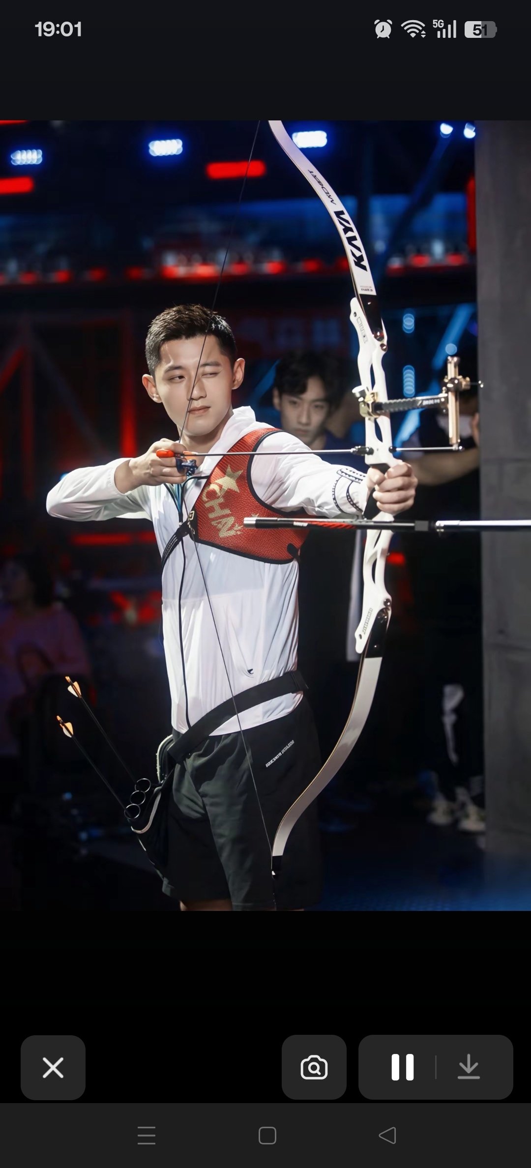 #张继科说有人盲目自信# 发现大乒还把张继科挂在烫搜榜上#张继科说成绩代表一切# 我心情—— ​