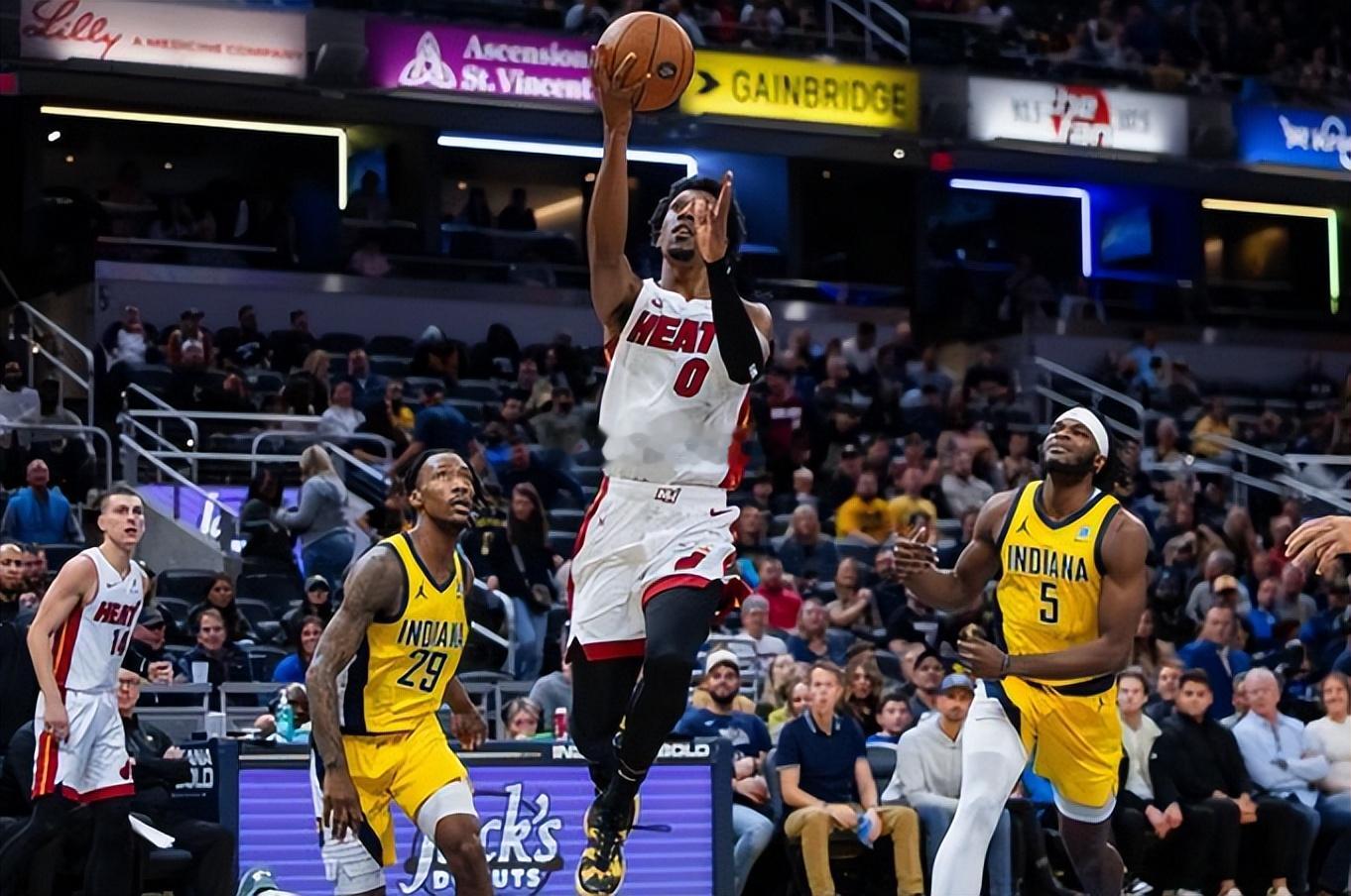 前NBA侧翼球员约什-理查德森（Josh Richardson）在个人...