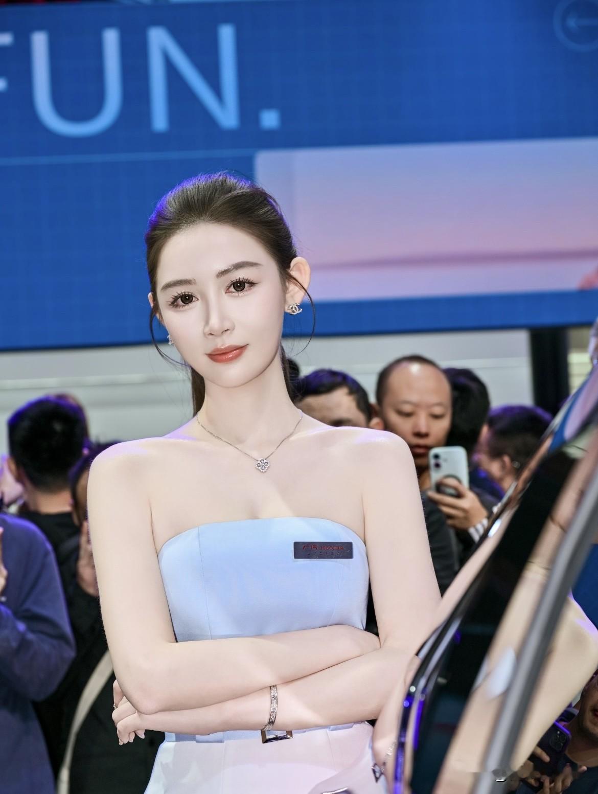 2025广州国际车展，到底有哪些模特热度比较高呢？果然还是有不少人是冲...