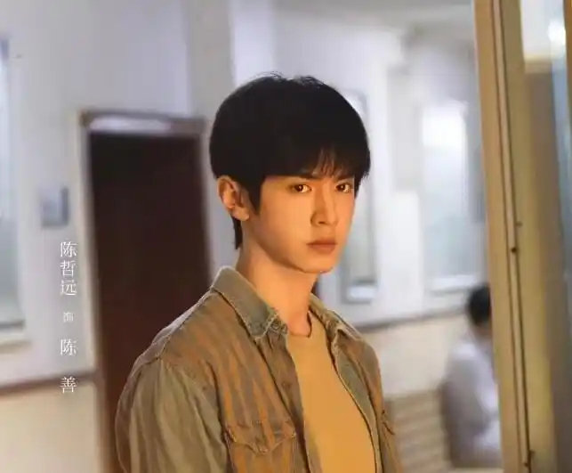 爱奇艺待播！又一部悬疑王炸剧来了，《把黑夜点燃》蒋欣陈哲远主演 ​