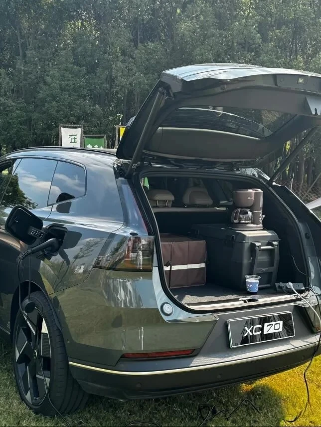 北欧松弛感｜沃尔沃 XC70 我的移动森林客厅
