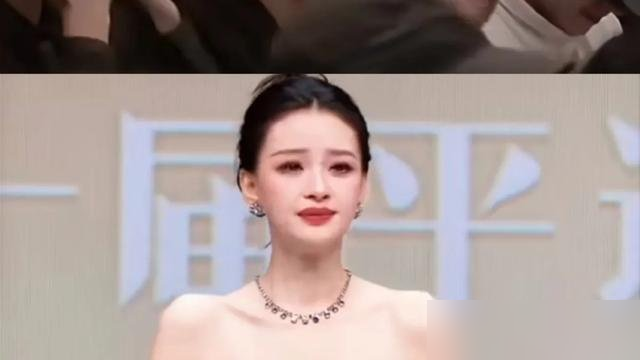 孙怡台上哭到哽咽，导播一个镜头切给董子健，全场都安静了。
平遥影展颁奖夜，孙怡凭《爱情笑话》拿下费穆荣誉最佳女演员。她站在台上，话说到一半卡住了。镜头猛地甩到台下，董子健坐着，表情很平，抬手鼓了两下掌，没笑也没躲。
离婚四年，两人只公开互动过两次。一次是今年一月，孙怡转发他导演的电影，配文我的朋