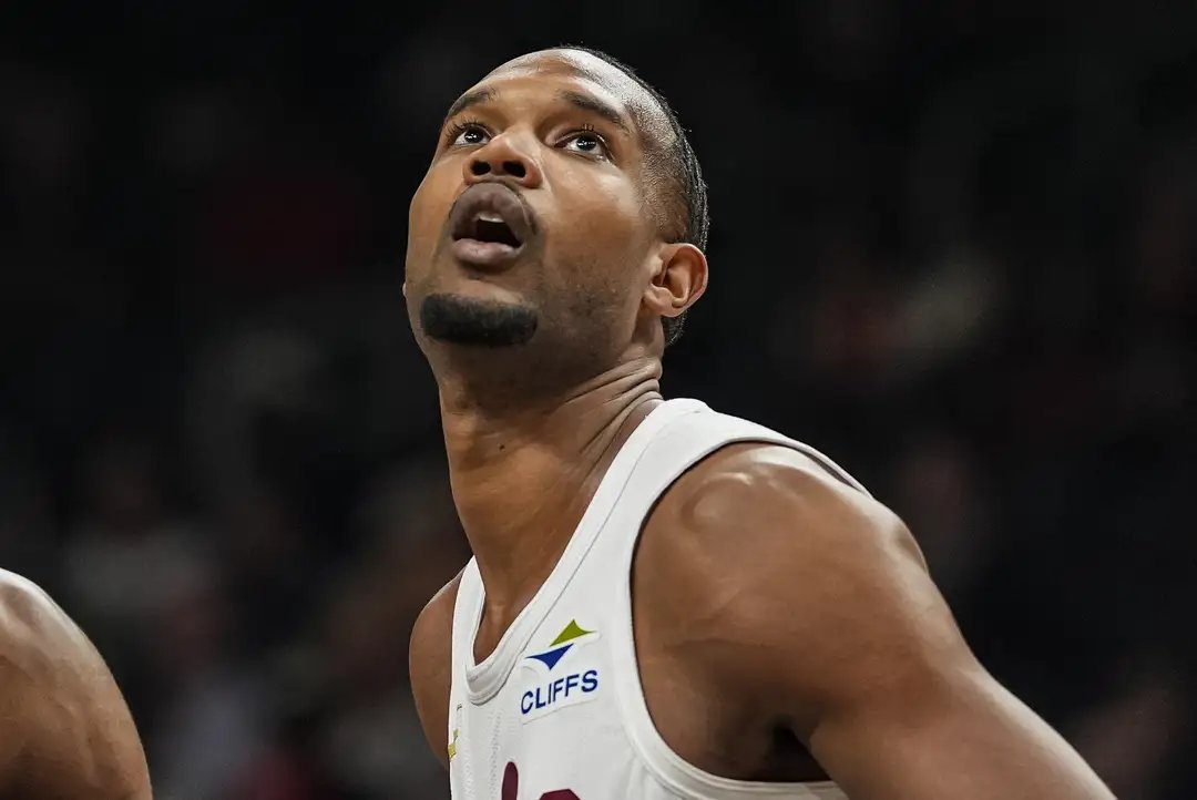 NBA季后赛东部决赛，骑士108-121再负尼克斯，总比分0-3落后。...