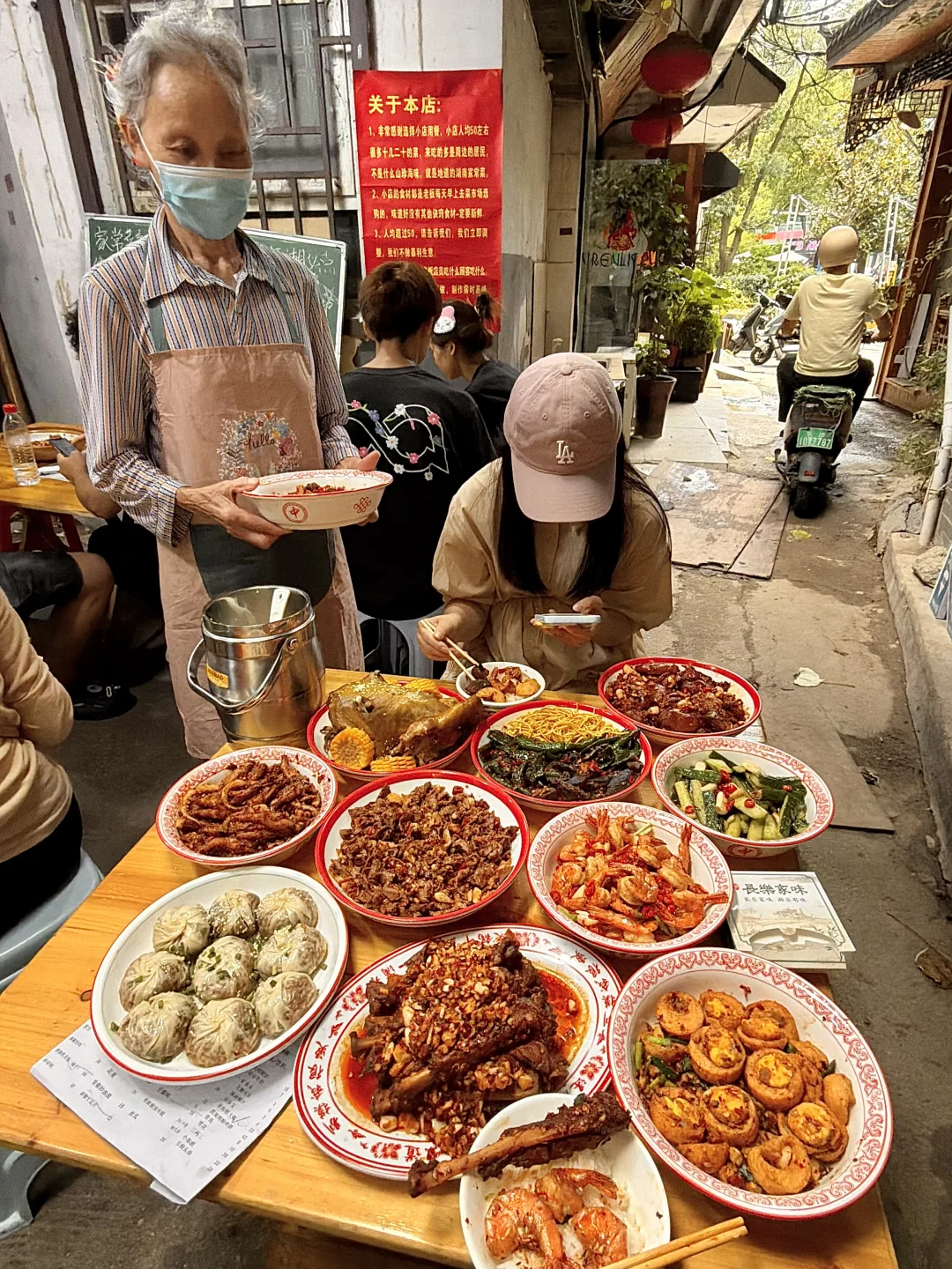 感谢呜 拉 啦🥹逛完橘子洲直奔这！便宜好吃