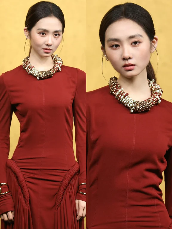 黄多多红毯首秀生图，吾家有女初长成！