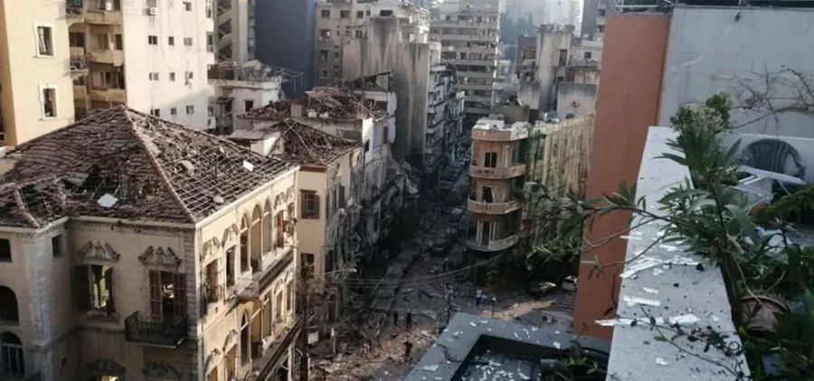 數千人傷亡, 總統府受損, 潛逃的日產前董事長住宅被毀! 黎巴嫩爆炸“元兇”是它? 災難前後對比(視頻)-圖4