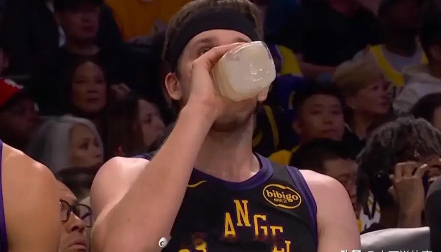 17！詹姆斯全场最低、荣誉之战也输了 4-0又4-0：NBA要大结局了...
