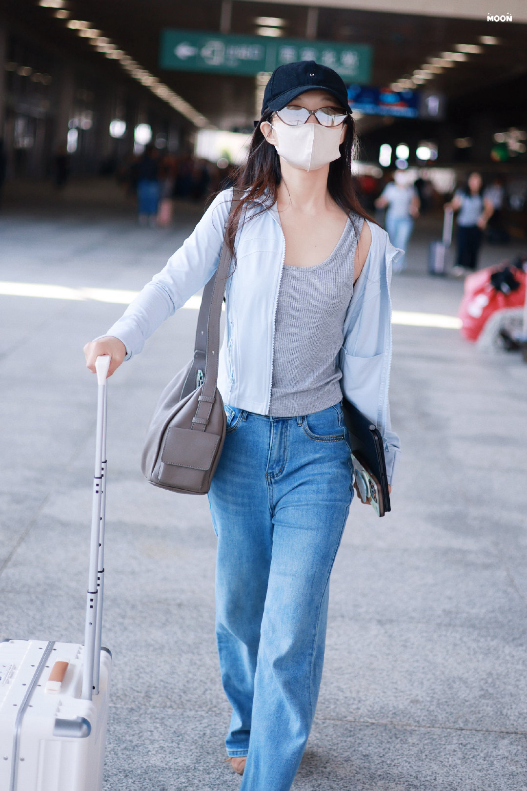 260913 西安出发
🚄
·#今日星拍放送# 
·#向全世界安利侯呈玥# ​