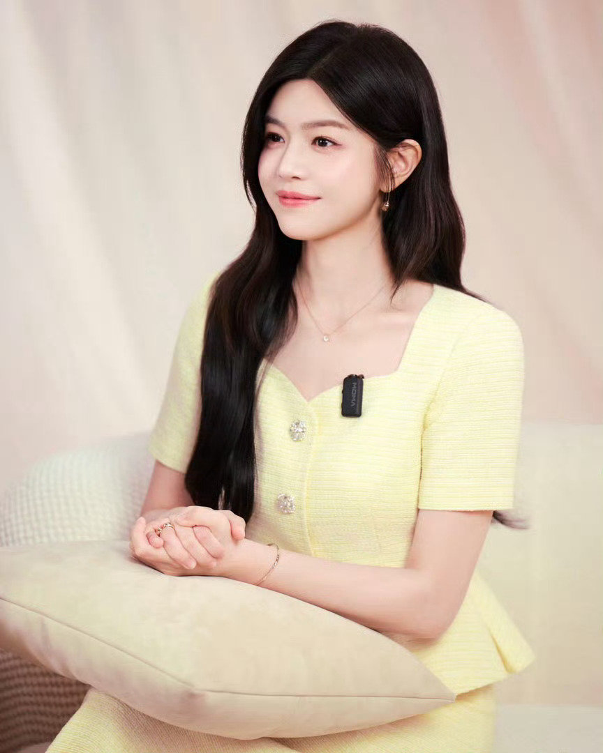 #陈妍希想认林心如女儿做儿媳妇#陈妍希说这话的表情好认真笑死我了，她是真心喜欢小海豚 [憧憬] ​
