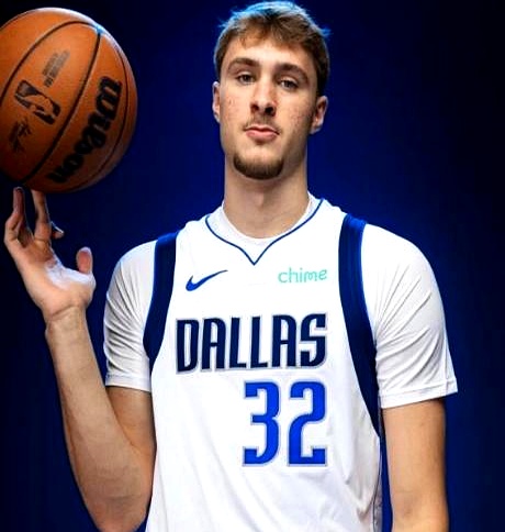 送走东契奇，反而迎来新王？达拉斯这波操作我是真没看懂。    状元秀弗...