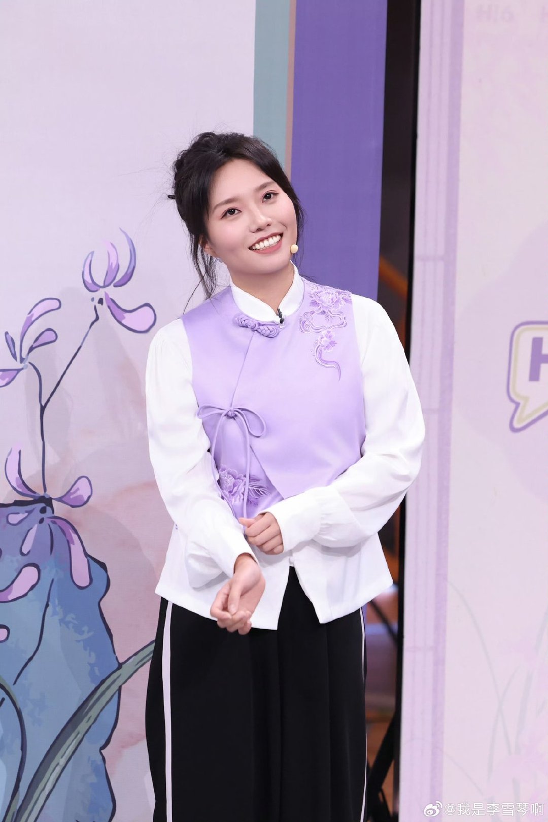 #李雪琴欧阳娜娜被强制社交#
这个名场面完美区分E人社交和I人社交的不同模式 ​