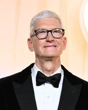 库克无疑是苹果最成功的CEO！在他领导下，苹果从一家市值3500亿美元的公司成长为市值5万亿美元的公司，增长了14倍。

#库克最后一封苹果CEO内部信曝光# ​