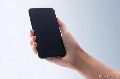 你看到的手机测评，和你买到的手机，可能根本不是同一件东西。2026...