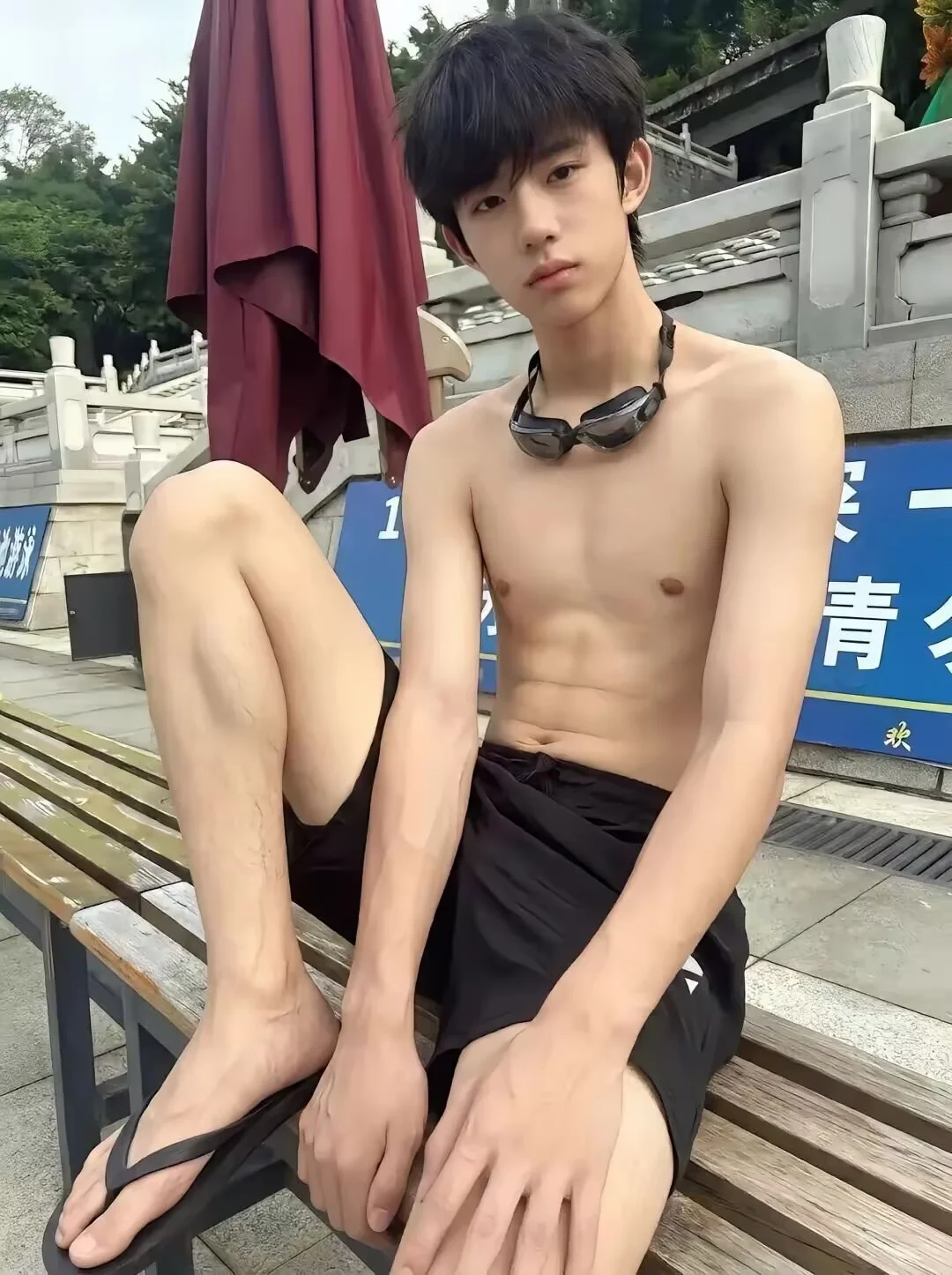 #坚持更新中 #怎么能这么帅 #直男 #帅哥 #肌肉 #腹肌 #帅气阳光男孩 #