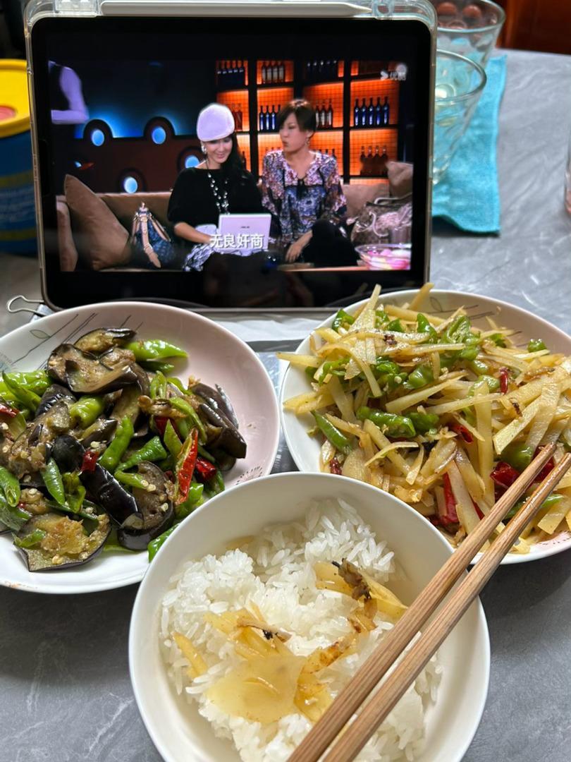 看爱情公寓根本不用倍速[色][色][色] ​​​