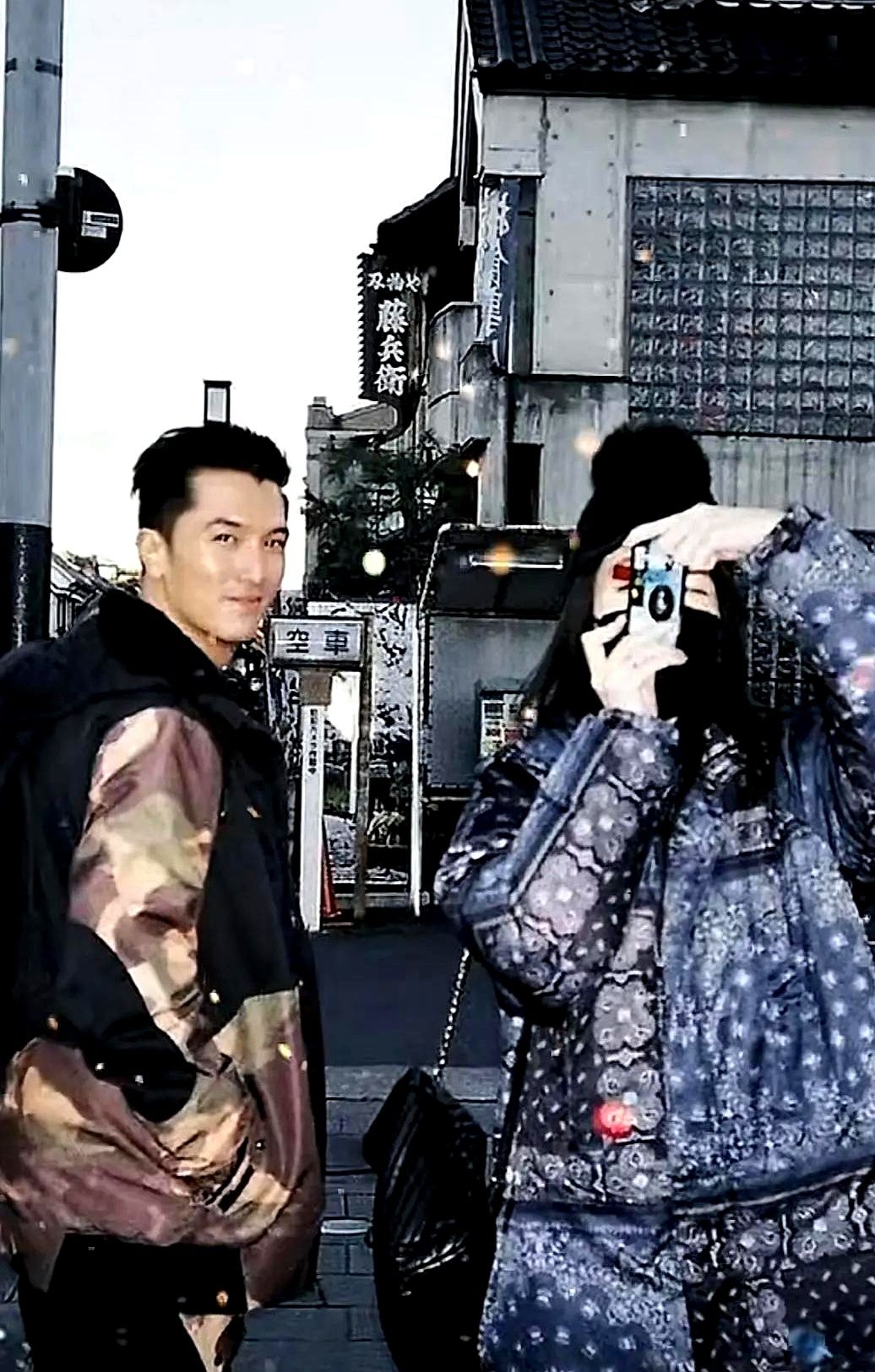 这蜜月细节也太让人破防了！  现在网上吵翻了，有人说许玮甯也太“好说话...