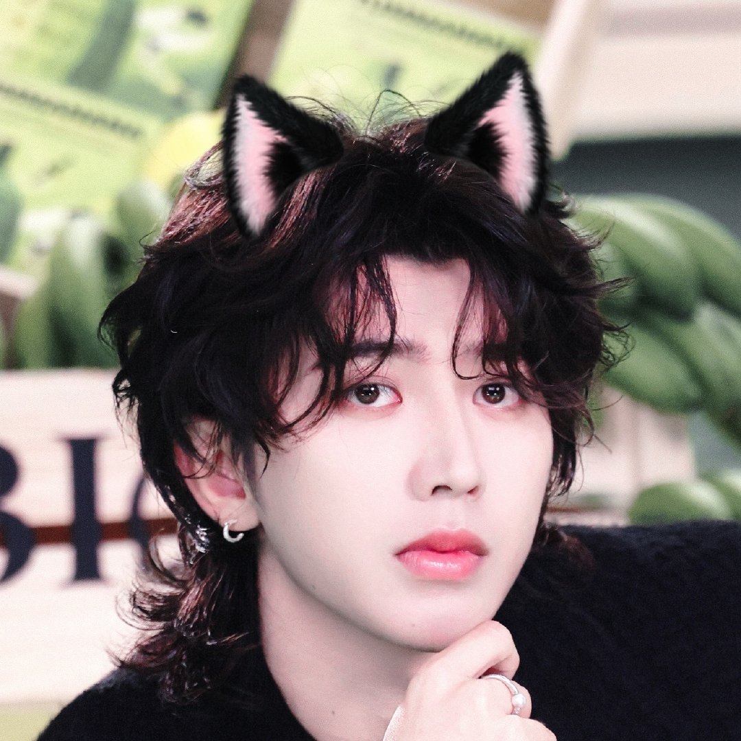 谁家的小猫咪୧₍˄·͈༝·͈˄₎୨ ​