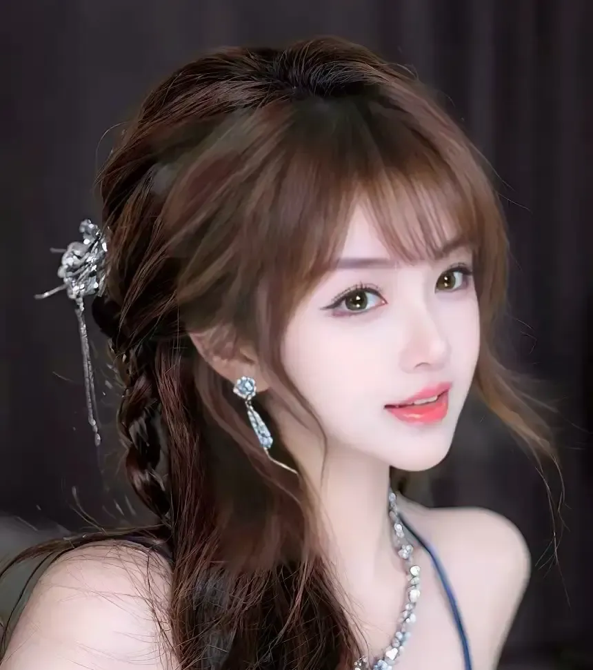 刷到热搜说“夫妻靠互相迁就才能长久”，评论区吵翻天。 我翻了下，源头是...