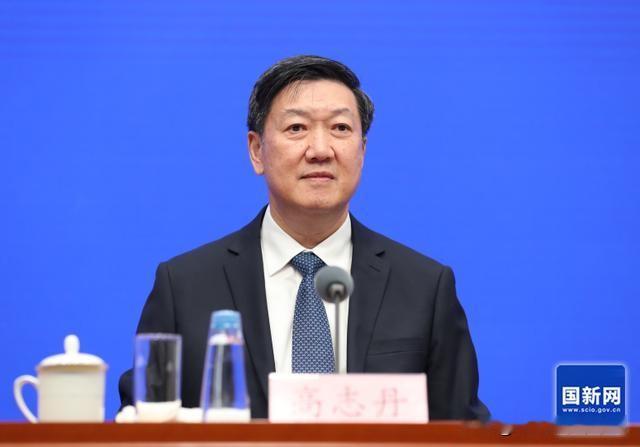 体育总局压力拉满，三大球集体遇冷，全员无缘奥运绝非危言耸听！
 
本届亚运会过后，中国三大球迎来至暗时刻，整体形势岌岌可危，也让体育总局承受了前所未有的巨大压力。
 
女排虽成功拿下亚运冠军、实现亚运三连冠，但含金量大幅缩水，日本并未派出全主力阵容。更致命的是，球队错失亚锦赛冠军，直接丢掉直通洛杉矶