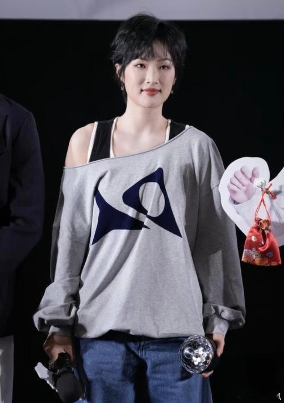 姚安娜：短发女神，豪门千金的星途！ ​