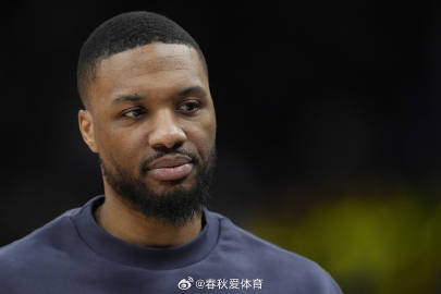 1.1亿巨款💰雄鹿裁掉利拉德是NBA历史上最大的一笔延伸条款裁员<b...