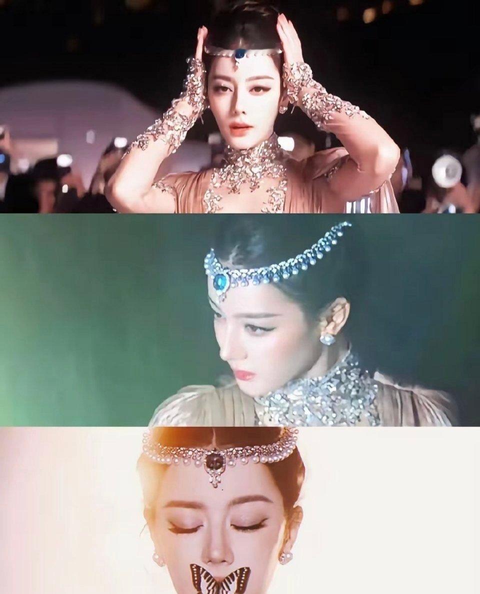 #迪丽热巴蝴蝶飞走是巧合#原来惊艳全网的蝶落唇边、乘风飞走并不是提前编排好的桥段，只是雨夜带来的一场浪漫意外。风雨松动了蝴蝶配饰，它恰好于定点时刻飘然起飞。最难得的是迪丽热巴的临场状态，没有慌乱补救，从容接住这场突如其来的变数，雨丝、钻裙、翩飞的蝴蝶交织成独一无二的画面。精心彩排的 ​