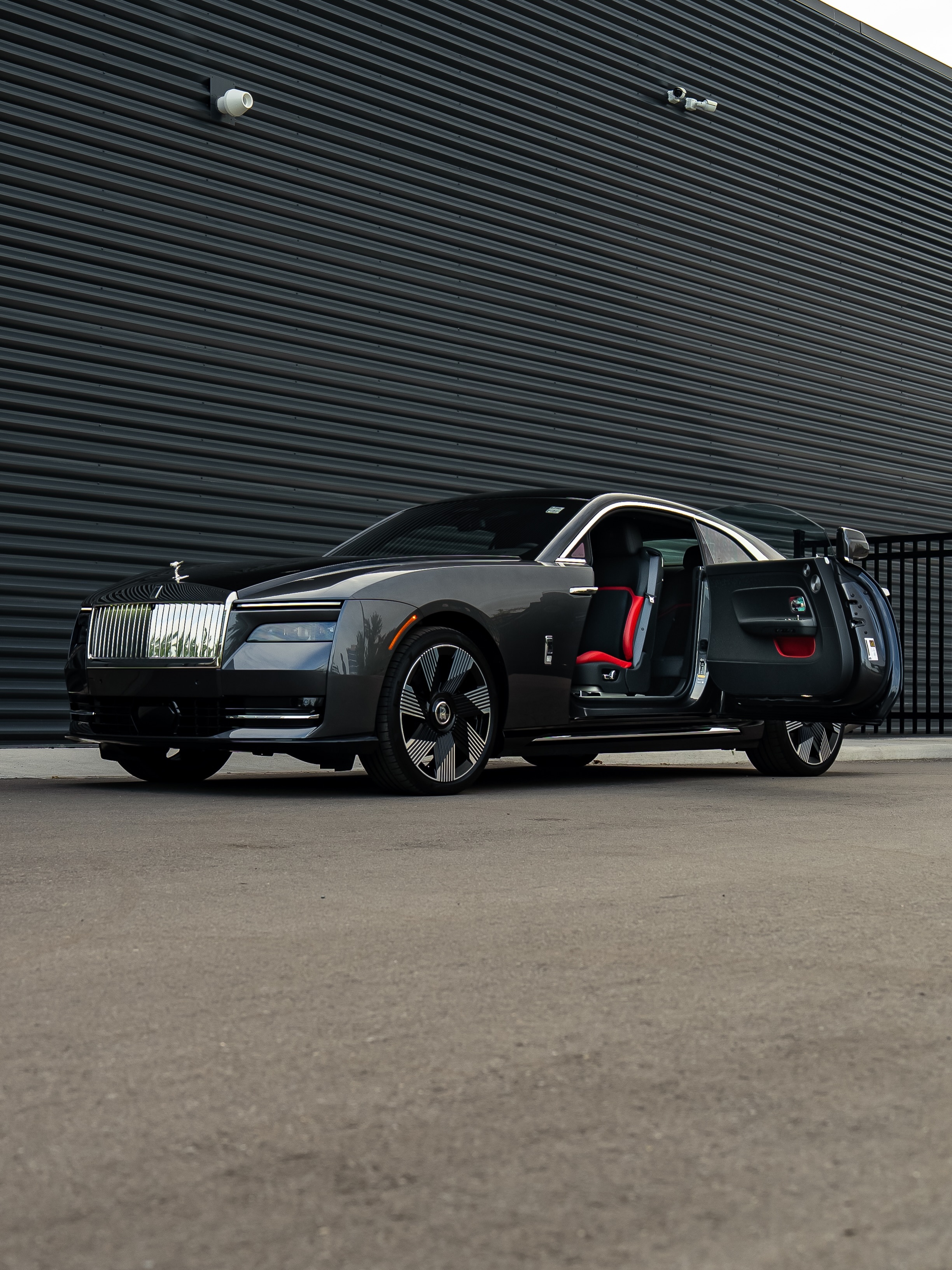 劳斯莱斯Spectre
#汽车[超话]##汽车视觉##大v聊车##cc# ​