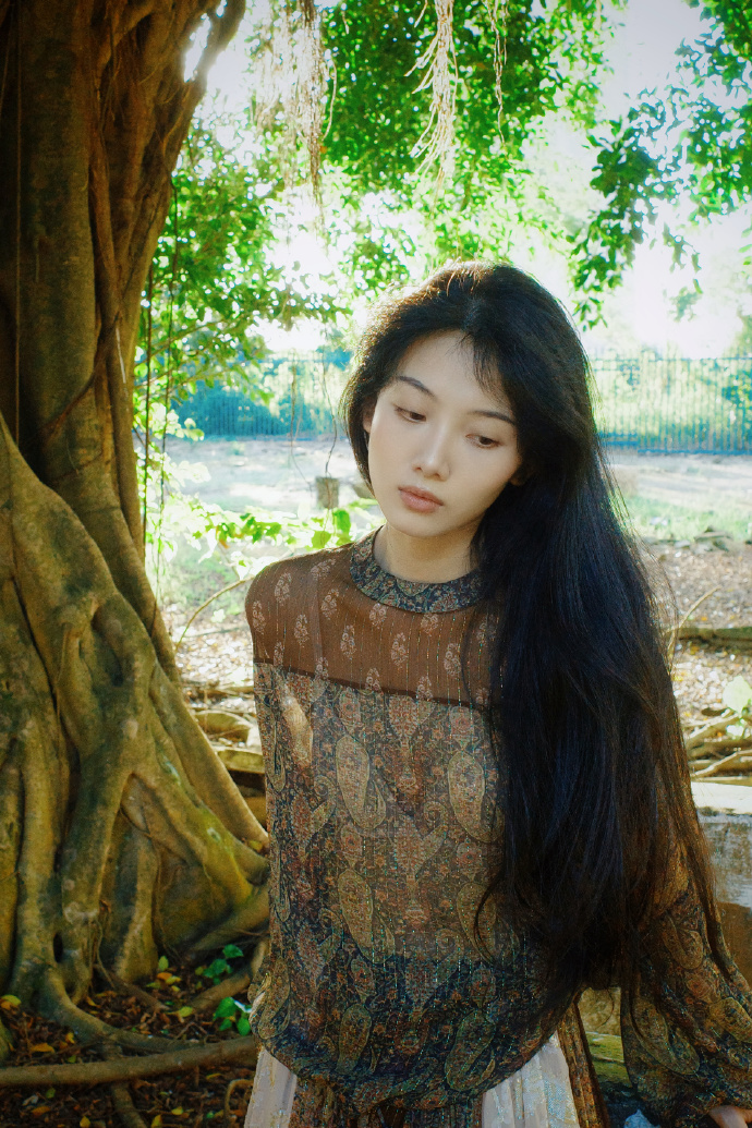 👩🏻: 祝绪丹 ​​​