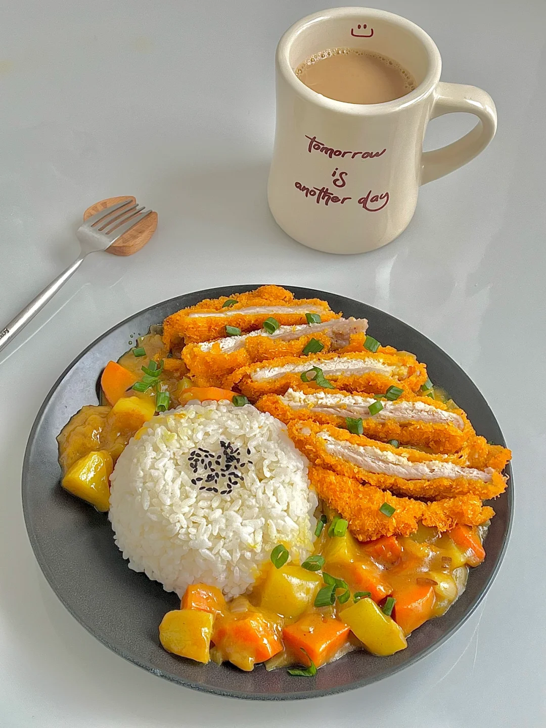 ☀️休息日早餐分享｜香脆浓郁的咖喱猪排饭😋