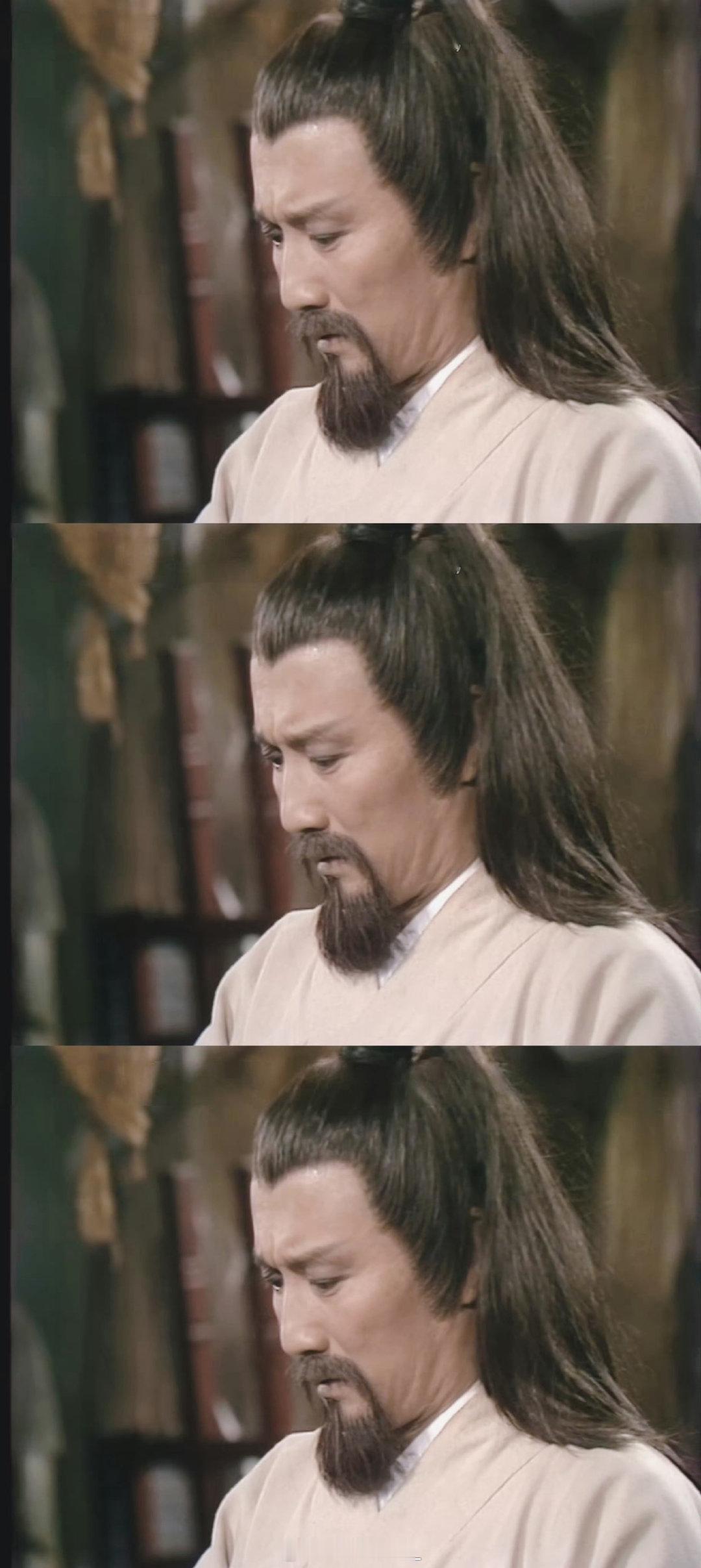 #谢贤[超话]# 
这胡子造型好看太多了 ​