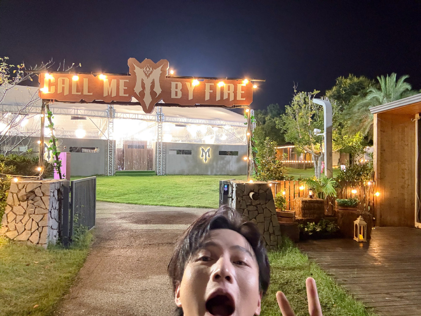 #叶润泽淘汰#Ranzer真的不该被淘汰啊！

Ranzer发文回应淘汰：很抱歉，还是没能闯过二公。很遗憾，有好多想法还没来得及在这个舞台上实现。很不舍，还有好多优秀的哥哥没合作得上。

#披荆斩棘直播# ​