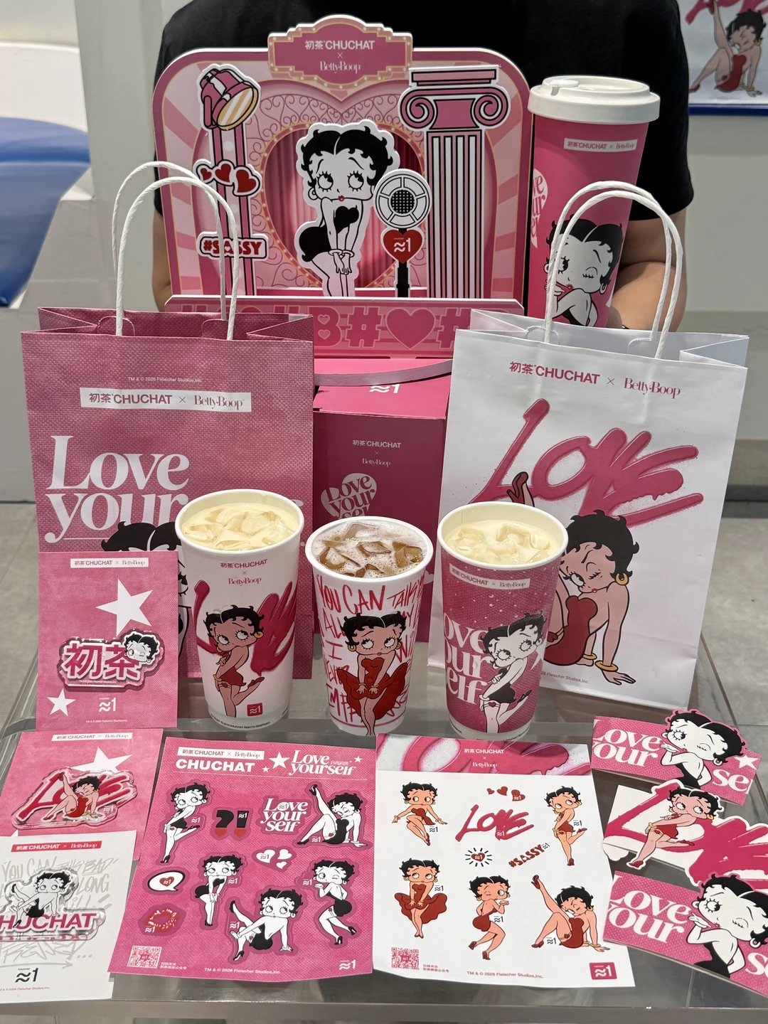我将永远拥护贝蒂女士！（初茶联名！！！